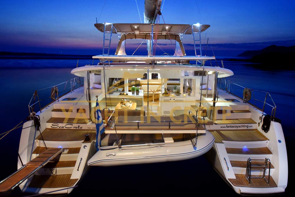 lagoon450f-01
