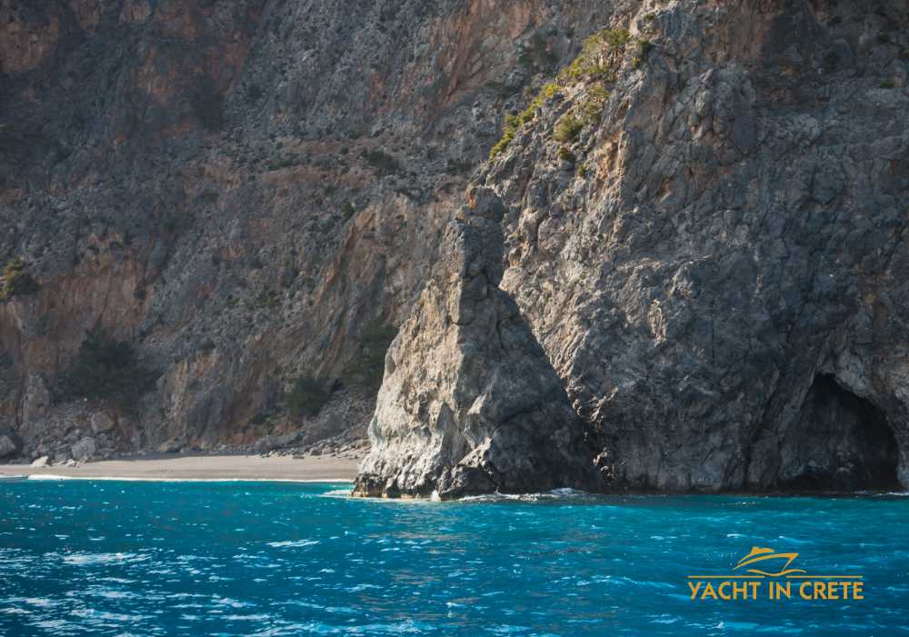 domata agios pavlos marmara loutro glyka nera day boat trips from chora sfakion 04
