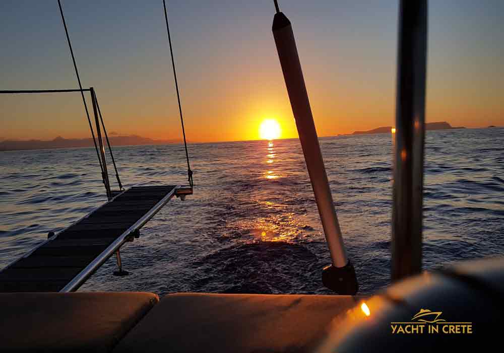 sunset sailing trips from hersonissos 06